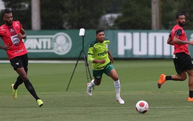 Palmeiras empata em primeiro jogo-treino da temporada