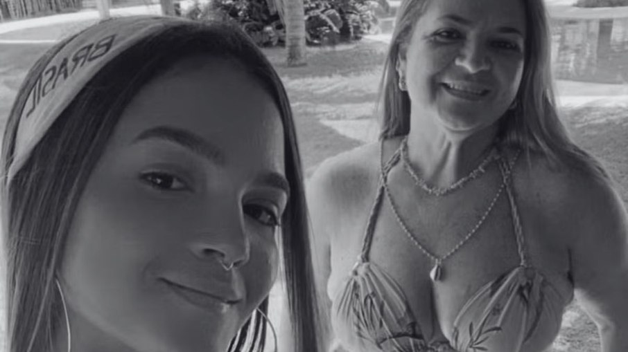 Como a relação de Mel Maia com a mãe antes da morte?