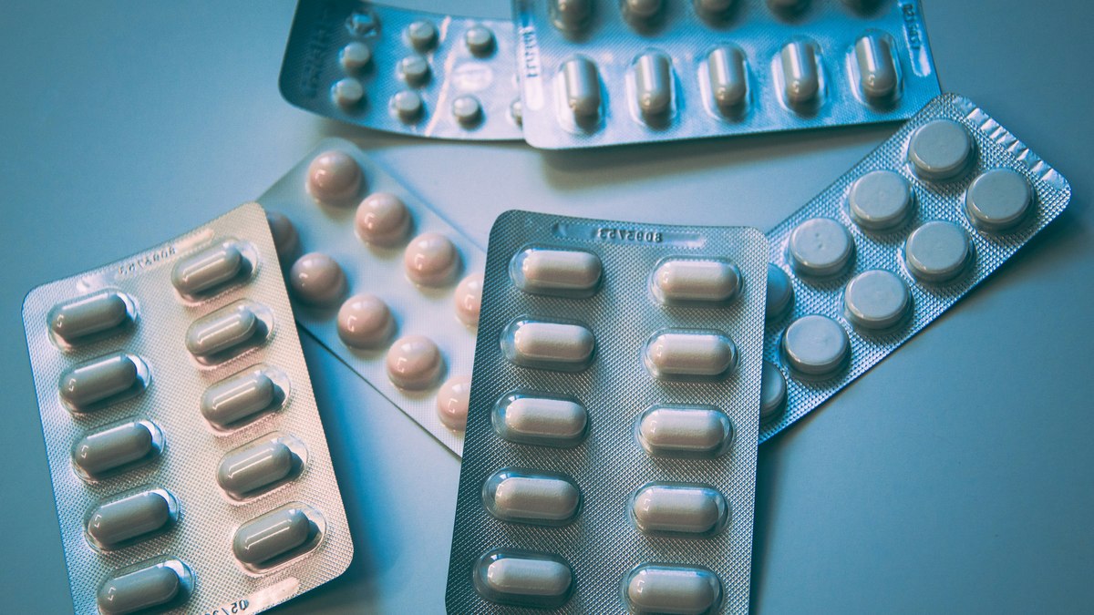 Anvisa determina recolhimento de antibióticos Anvisa determina recolhimento de antibióticos