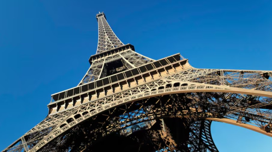 Torre Eiffel em Paris