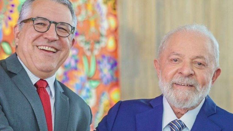 Governo relança programa que reduz tempo de fila do SUS