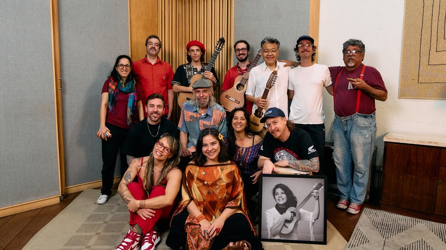 Os participantes do vídeo Homenagem a Miriam Mirah