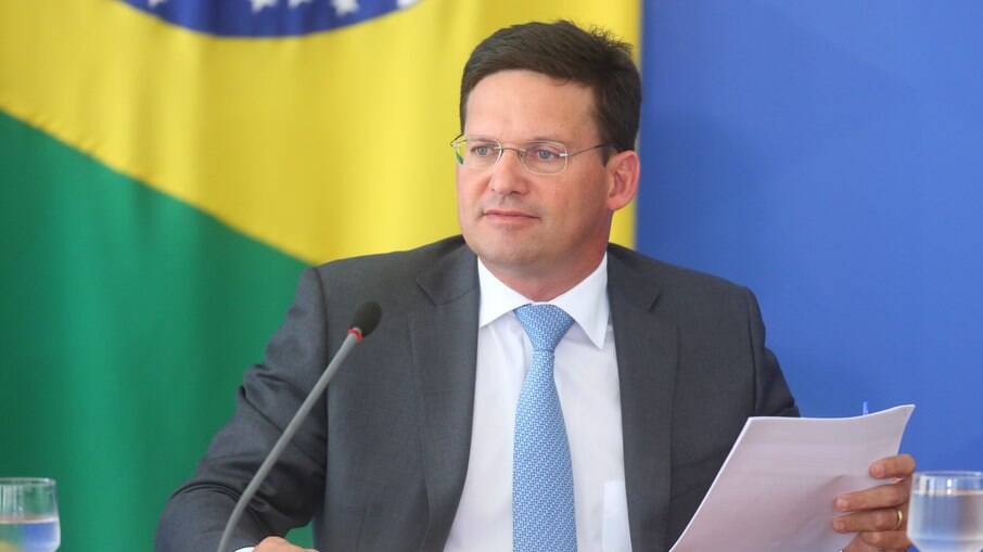  João Roma, ministro da Cidadania, diz que Auxílio Brasil será permanente