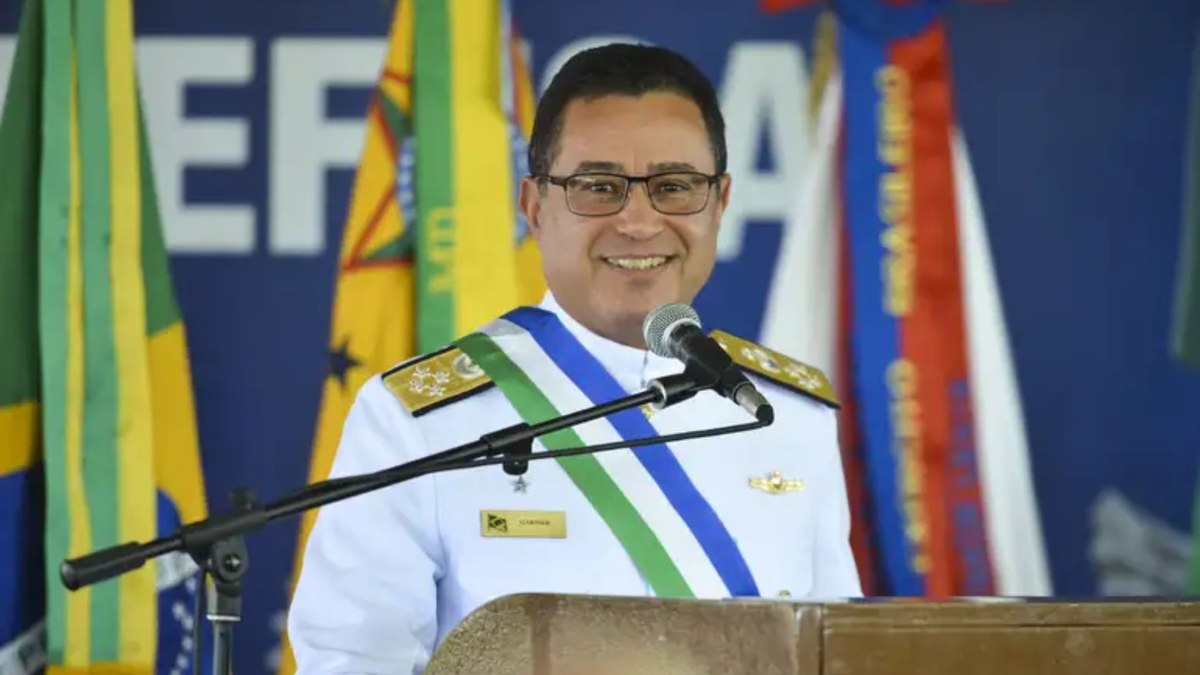 Almir Garnier Santos, almirante da Marinha