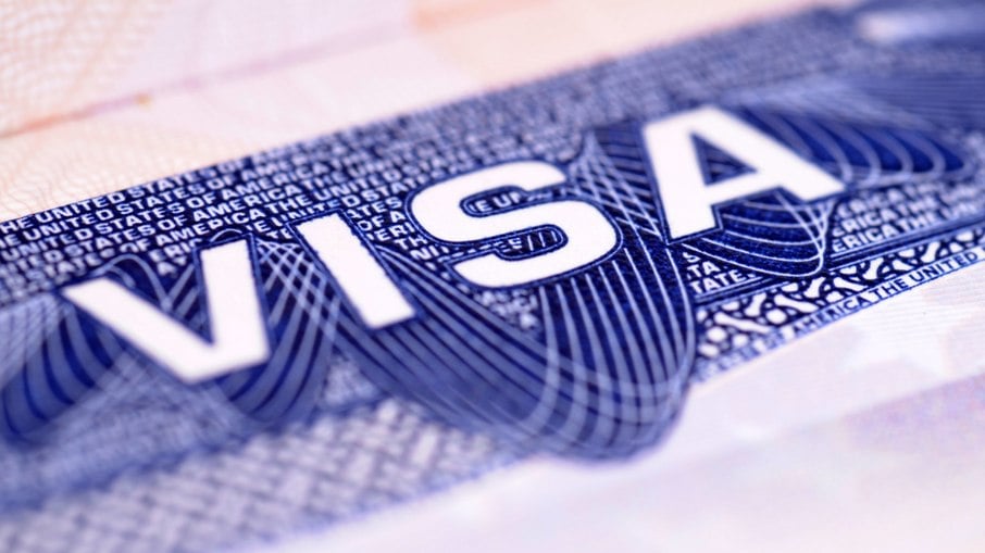 Prazo para renovação de visto com insenção de entrevistas presenciais é prorrogada indefinidamente 