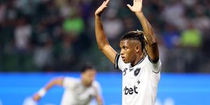 Abel Ferreira abre o jogo sobre retorno de Danilo ao Palmeiras