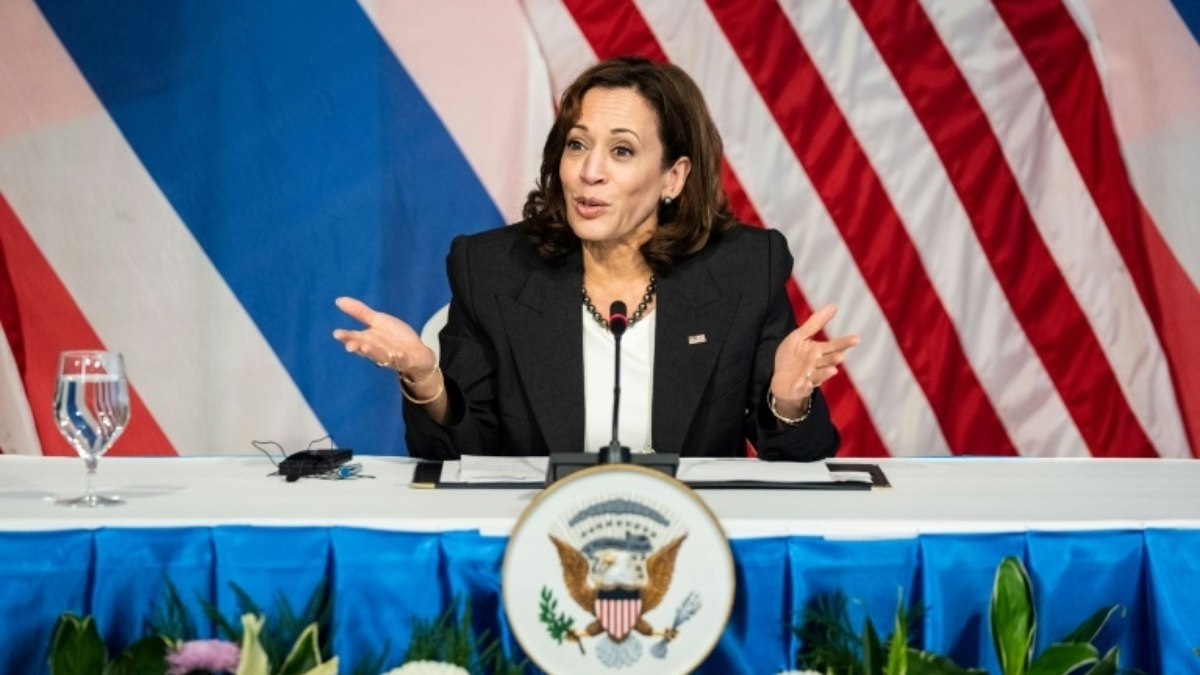 Kamala Harris tem número necessário de delegados para substituir Biden nas eleições