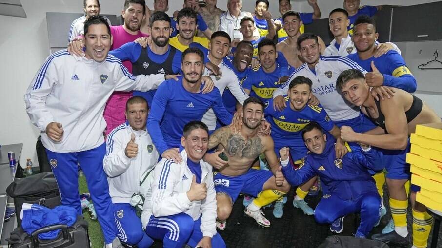 Boca Juniors venceu o Always Ready em jogo com polêmicas