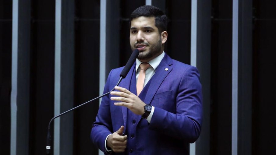 Deputado federal André Fernandes (PL - CE)