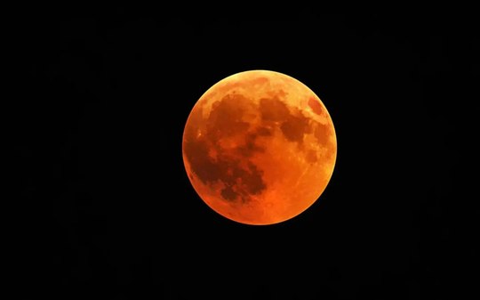 Eclipse lunar: Lua de sangue poderá ser vista em agosto