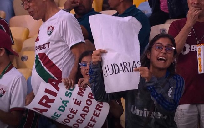 Torcedoras do Fluminense no Maracanã