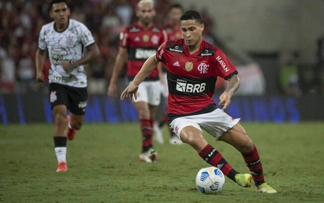 Atuações de Thiago Maia e João Gomes reafirmam força do elenco do Flamengo poucos dias antes da final