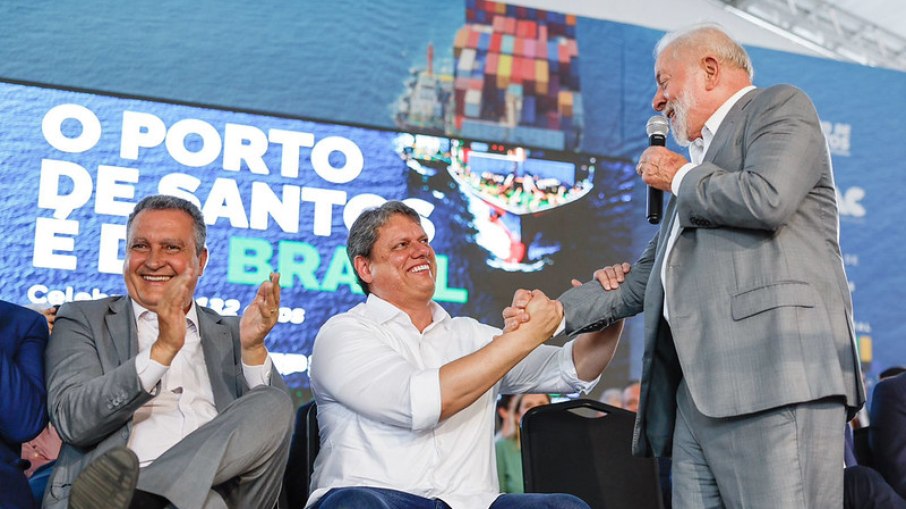 Anúncio do túnel entre Santos e Guarujá aconteceu no evento de celebração dos 132 anos do porto de Santos