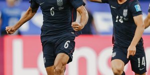 EUA perdem para a Turquia, mas avançam em primeiro na Copa