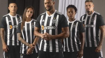 Atlético-MG destaca pioneirismo em novo uniforme para 2024