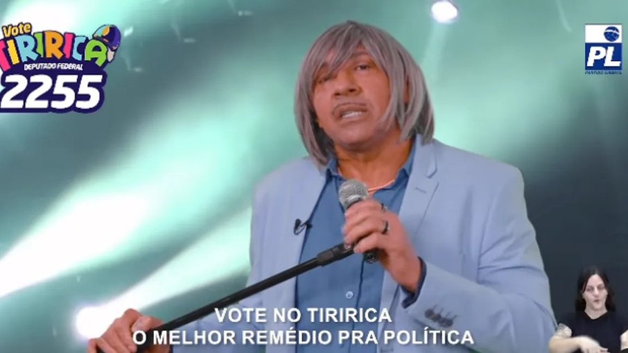 Tiririca volta a ser processado por Roberto Carlos após nova paródia em horário eleitoral