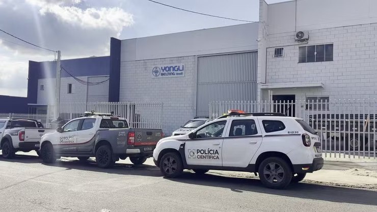 Homem morre após ser atingido por bobina de 600 kg no trabalho