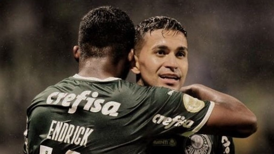 Endrick e Dudu atuaram juntos no Palmeiras