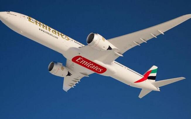 Emirates pode trocar parte dos 777X por Dreamliner
