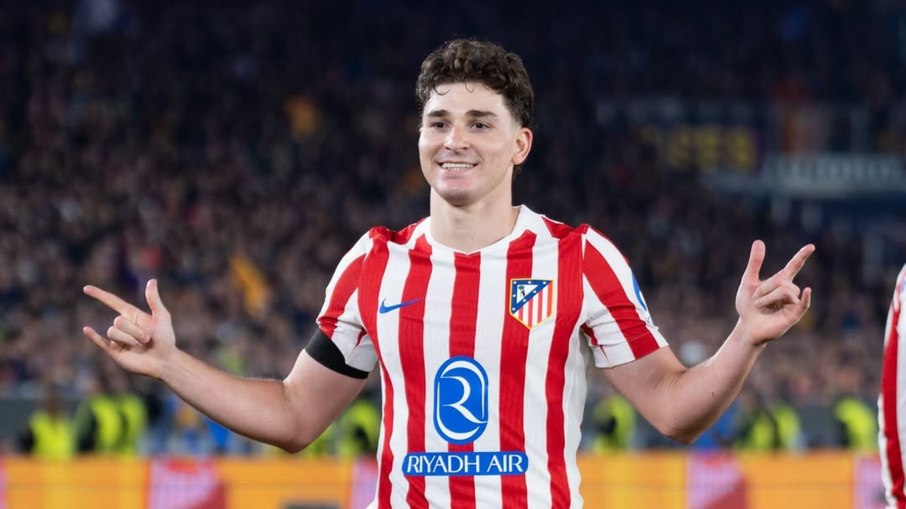 Atléti debocha do Real Madrid após investida ousada por Alvarez Atléti debocha do Real Madrid após investida ousada por Alvarez
