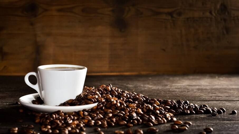 Café ficou mais amargo: preços subiram 68% em 12 meses