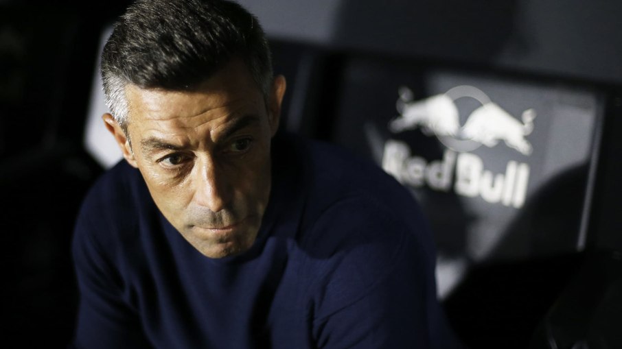 Pedro Caixinha não é mais técnico do Santos Pedro Caixinha não é mais técnico do Santos