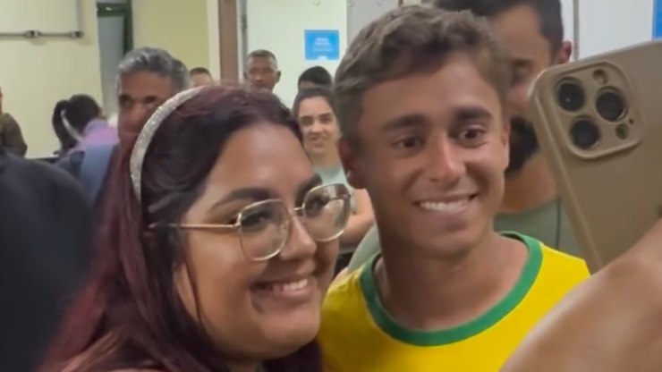 18 recebem alta após raio atingir ato de Nikolas Ferreira