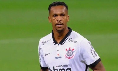 Ceará anuncia contratação de Jô, ex-jogador do Corinthians