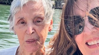 Fátima Bernardes realiza sonho da mãe de 82 anos