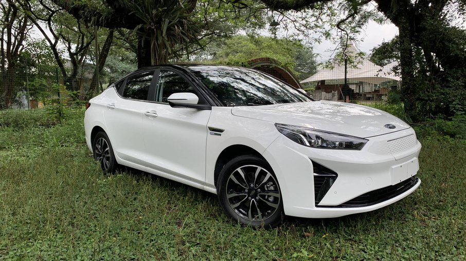 JAC E-J7 foi um dos modelos a deixar o mercado JAC E-J7 foi um dos modelos a deixar o mercado