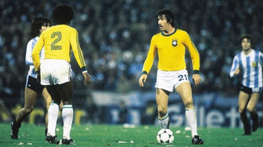 Chicão convocado por Cláudio Coutinho para intimidar os adversários na Copa do Mundo de 1978, na Argentina.