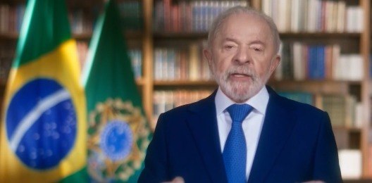 Na TV, Lula detona tarifa dos EUA e critica big techs