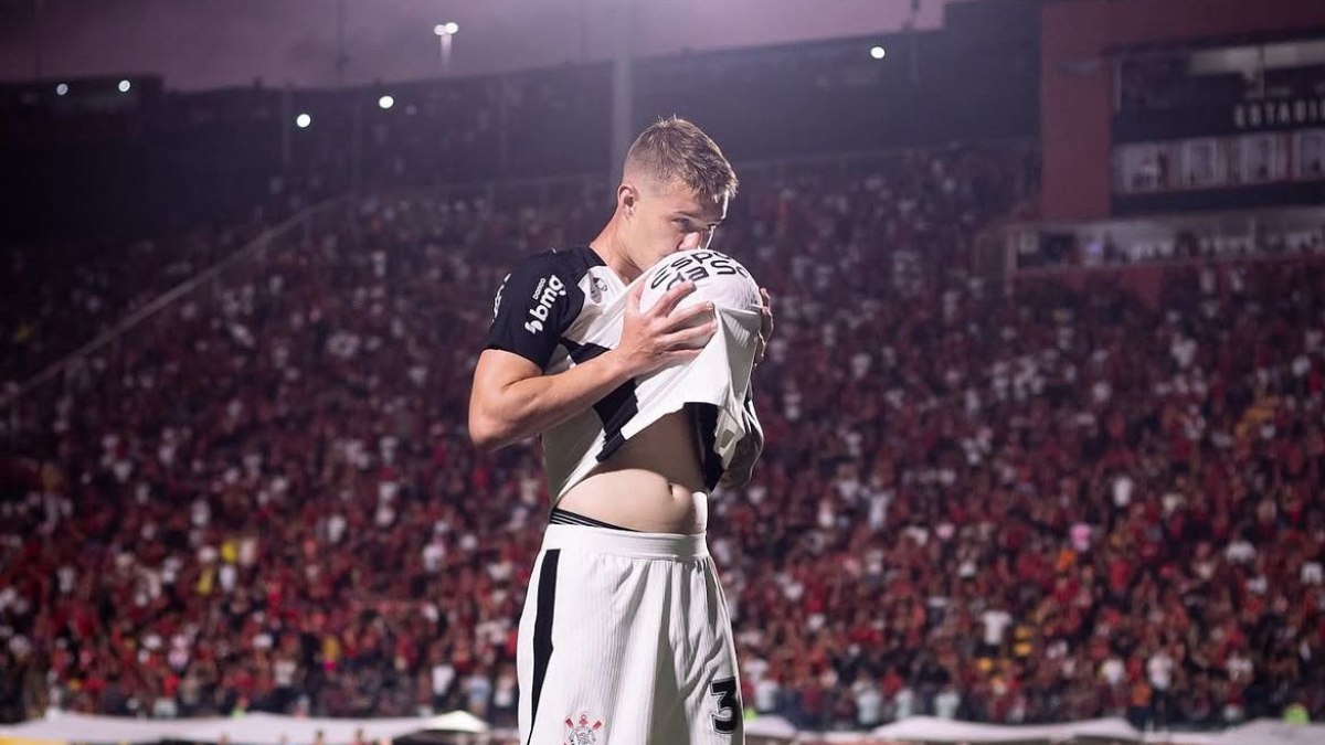 Corinthians sofre 4º transfer ban por dívida de Charles, totalizando R$ 23 mi