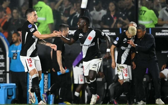 Vasco está invicto com Pedro Emanuel nas competições eliminatórias