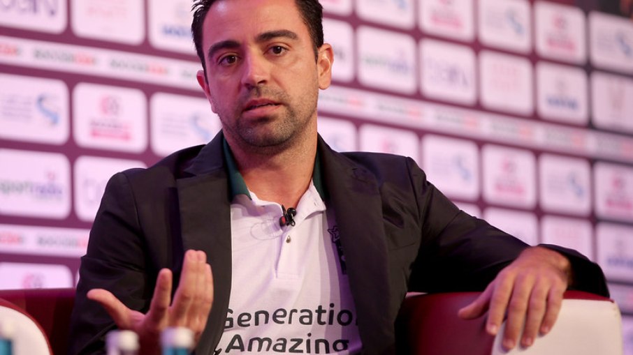 Técnico do Barcelona, Xavi Hernandéz irritou torcida do United antes do clássico