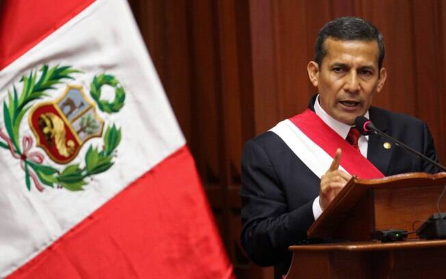 Presidente do Peru faz discurso no dia da independência do país, em Lima