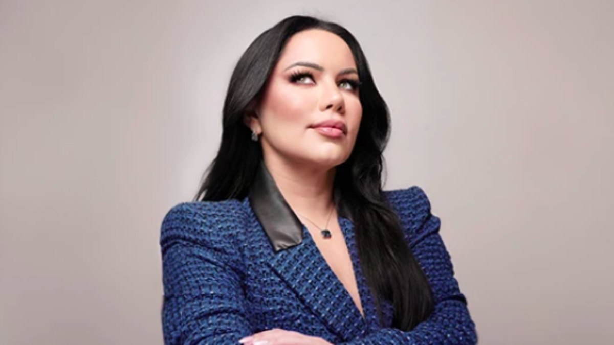 A collab entre Bruna Tavares e Coca-cola evidencia cultura, nostalgia e estratégia comercial A collab entre Bruna Tavares e Coca-cola evidencia cultura, nostalgia e estratégia comercial