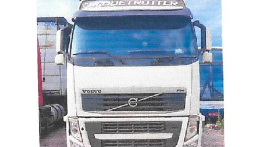 Caminhão Volvo FH que transportava 450 quilos de cocaína do tipo exportação, apreendido pela Polícia Civil na Rodovia Euclides da Cunha, em Rubinéia/SP, no dia 26 de maio de 2024. Caminhão Volvo FH que transportava 450 quilos de cocaína do tipo exportação, apreendido pela Polícia Civil na Rodovia Euclides da Cunha, em Rubinéia/SP, no dia 26 de maio de 2024.