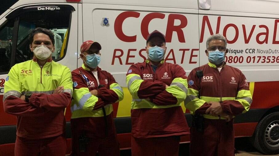 Após os procedimentos realizados pela equipe médica da CCR NovaDutra, mãe e recém-nascida foram encaminhadas para o Hospital Materno Infantil da Unimed, localizado em Guarulhos. Após os procedimentos realizados pela equipe médica da CCR NovaDutra, mãe e recém-nascida foram encaminhadas para o Hospital Materno Infantil da Unimed, localizado em Guarulhos.