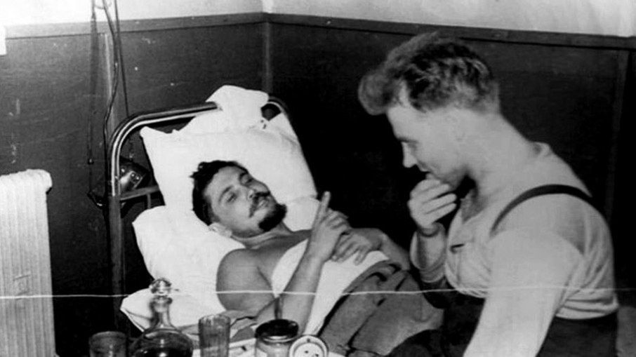 A cirurgia durou quase duas horas e foi concluída com sucesso