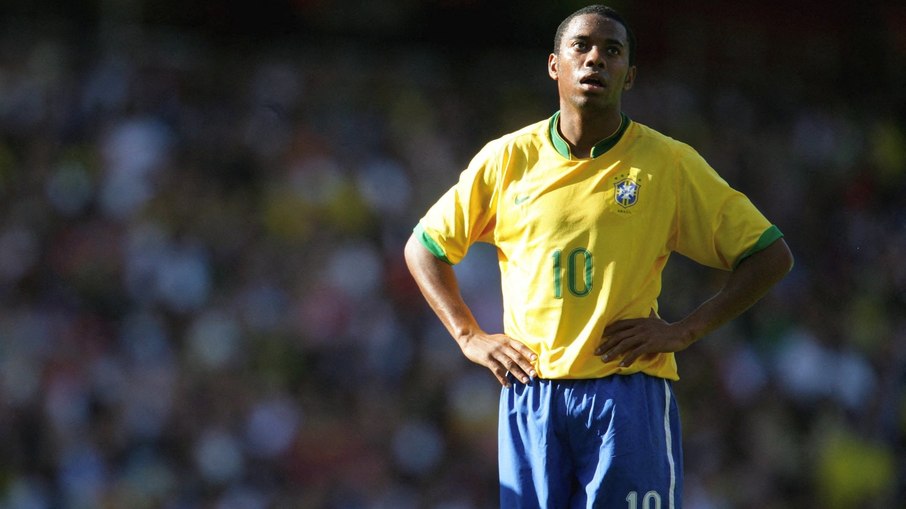 Robinho corre risco de ser preso no Brasil por estupro