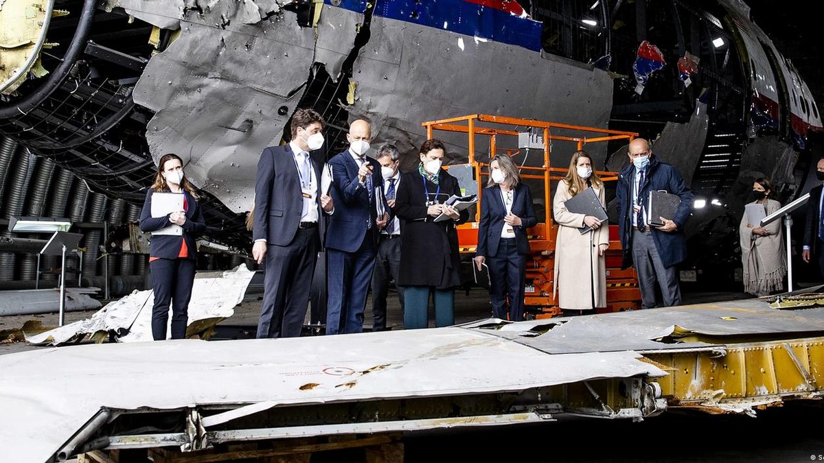 Investigação suspeita que Putin forneceu míssel que abateu Boeing 777 na Ucrânia em 2014