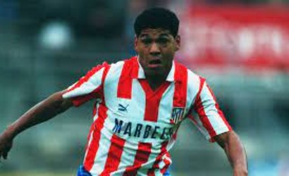 Ex-Vasco e seleção da Espanha critica vitória de Lula nas redes