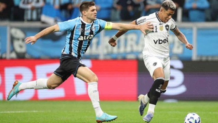 Após pênalti polêmico, Botafogo entrará com ofício na CBF