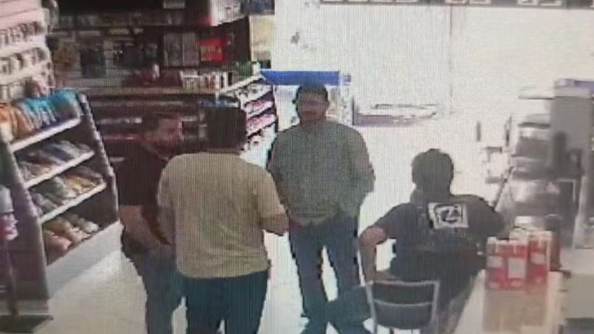 Câmera de segurança registrou a última vez que grupo foi visto