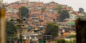 Governo planeja investir R$ 1 bi em projetos de inclusão digital em favelas