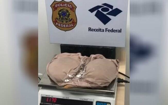 Polícia Federal interceptou homem que traficaria 1,1 kg de cocaína na cueca