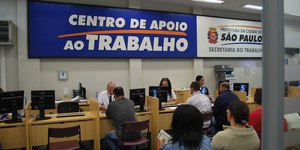 Prefeitura de SP anuncia 2 mil vagas com salários de até R$ 5 mil