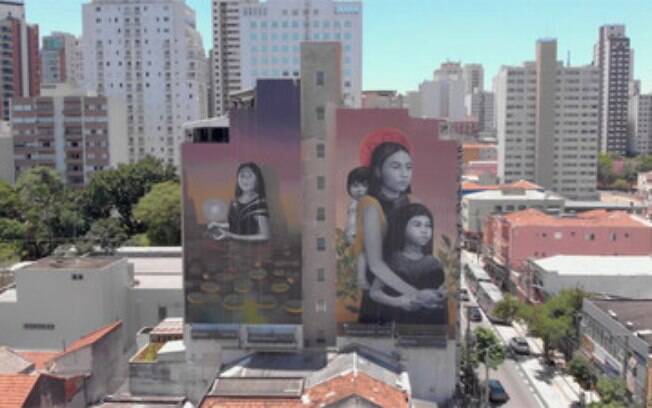 Região de Pinheiros ganha novas cores com mural de Hanna Lucatelli