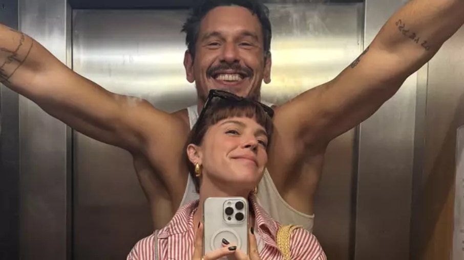 Alice Wegmann comenta possível romance com João Vicente